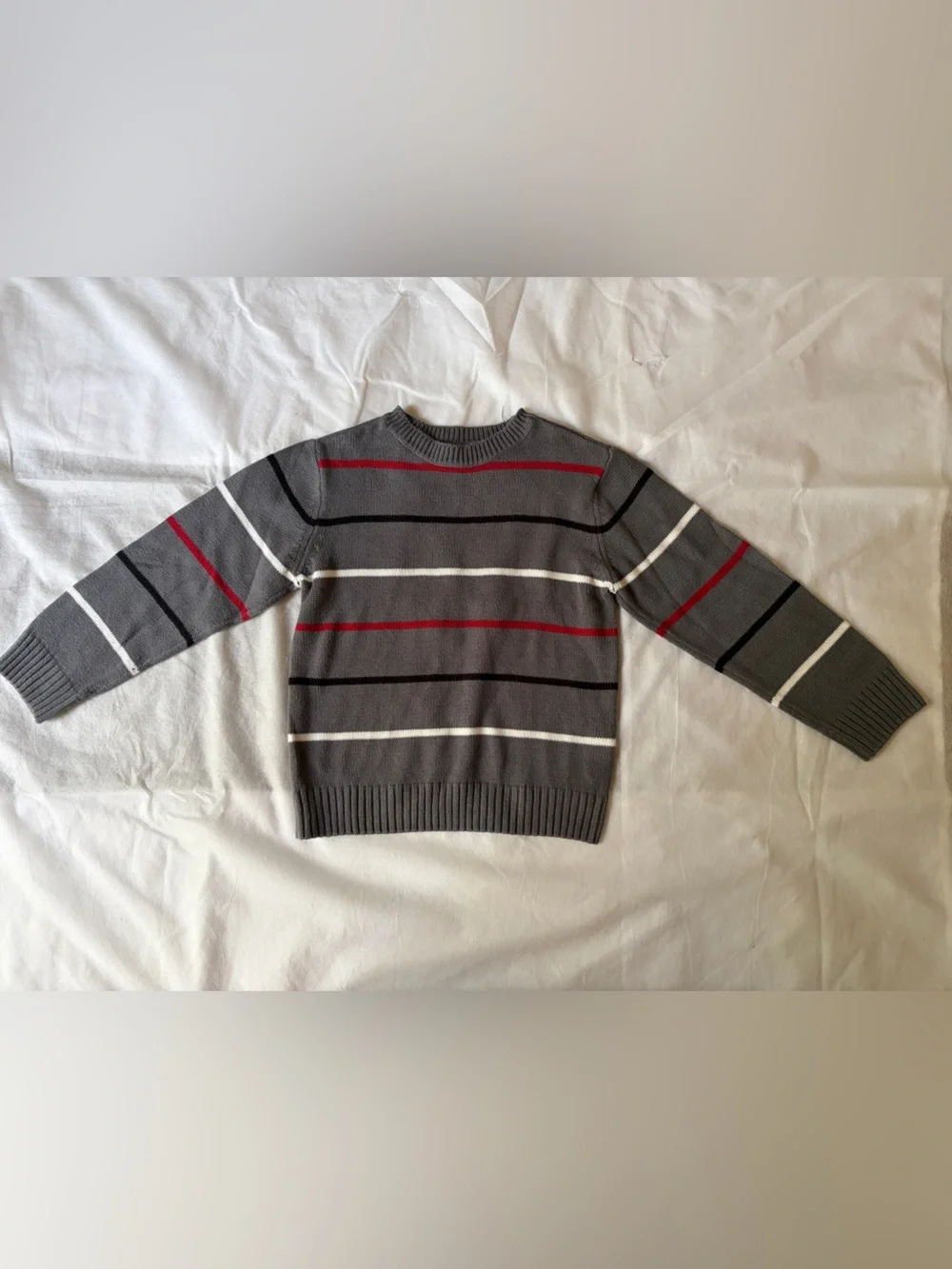 The Children’s Place Boys Girls Size 5/6 Gray Striped Crewneck Sweater Red Black